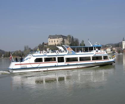 Hochzeitslocation auf dem Schiff | Donauschifffahrt | MS Donaunixe